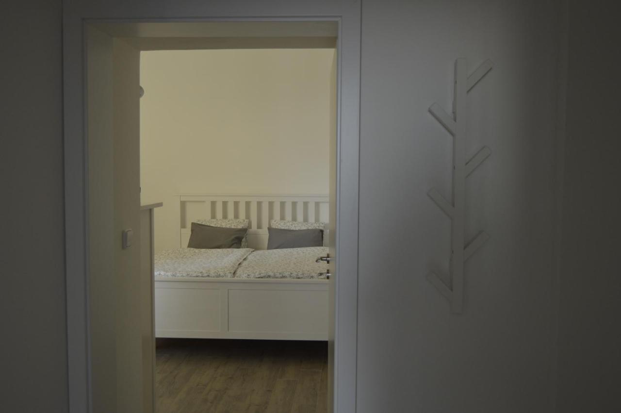 Pod Bilou Vezi Daire Strážnice Dış mekan fotoğraf